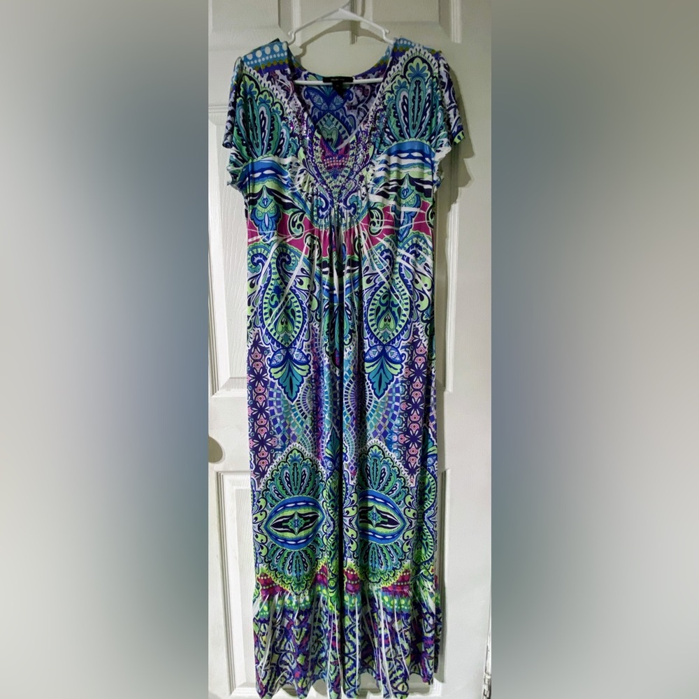 Style & Co. Women’s Maxi Dress short sleeve Purple and blues tones Sz M NWOT ❤️